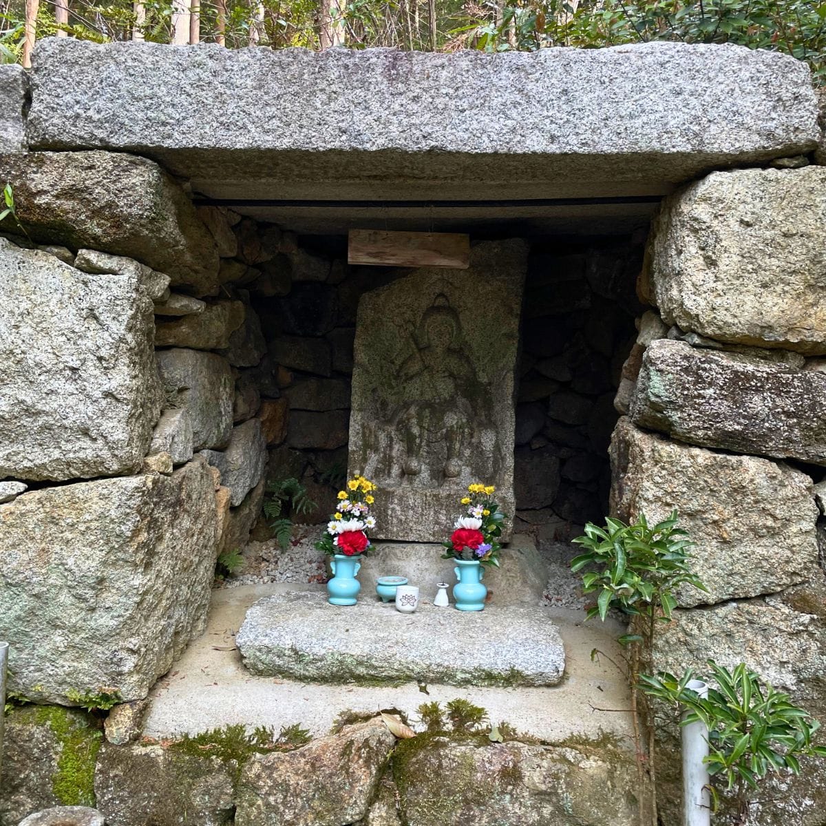 Mt. Daimonji - Spring Hike from Demachiyanagi to Keage – Kyoto in Full Bloom
